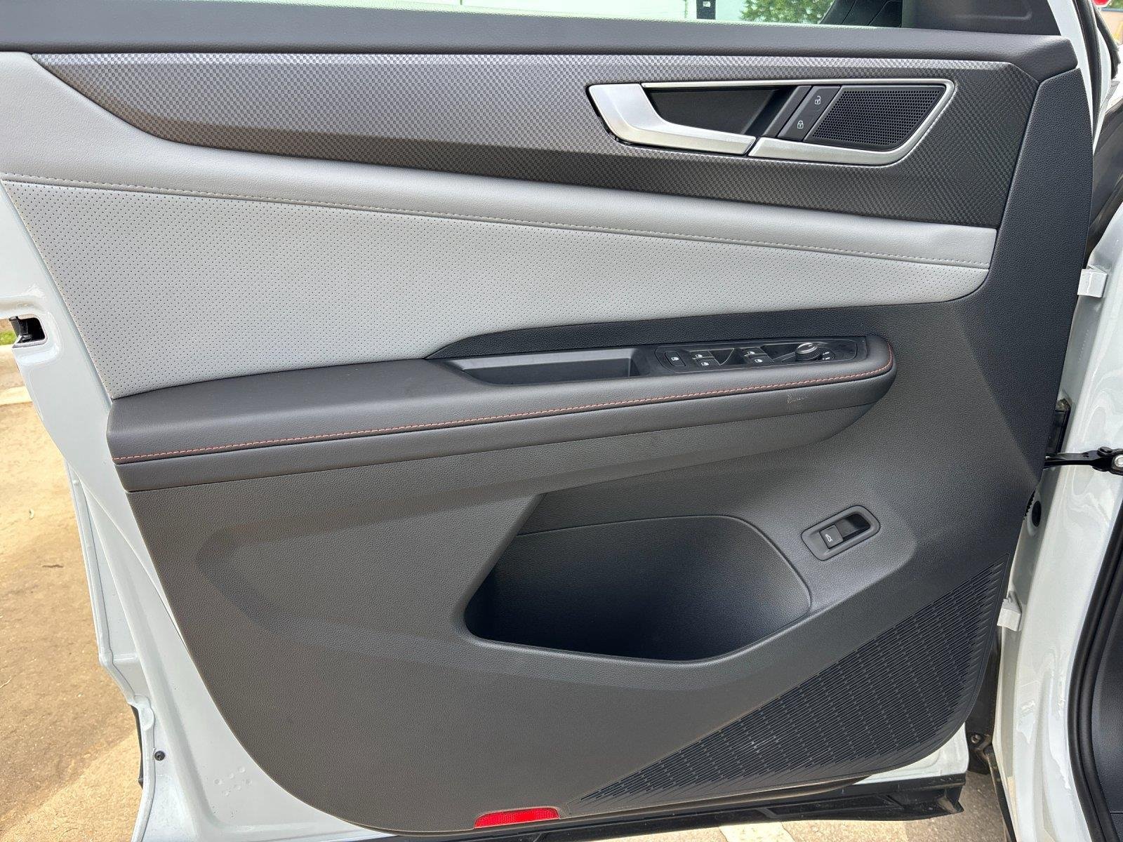 2025 Volkswagen Atlas Atlas Peak Edition - Photo 13