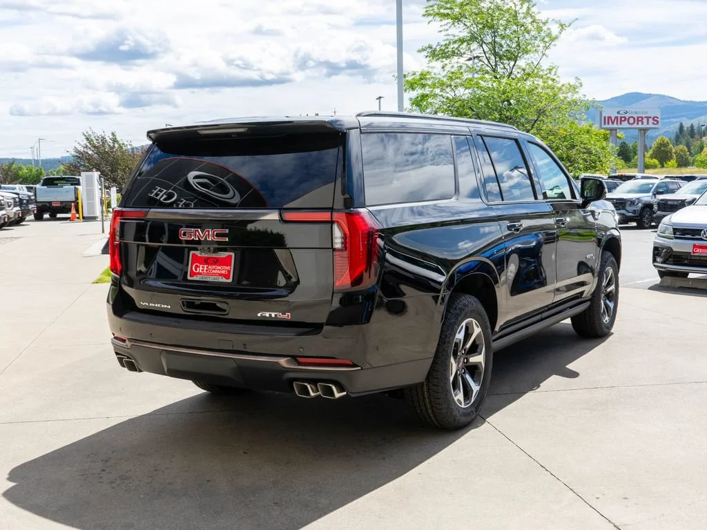 New 2026 Onyx Black GMC AT4 Ultimate image 7