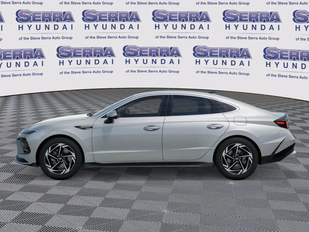 New 2026 Silver Hyundai SEL Sport image 3