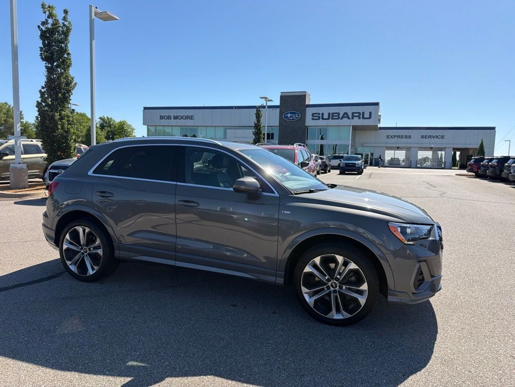 2021 Audi Q3 45 TFSI S Line Premium quattro's photo