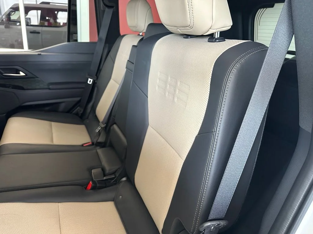 2024 Lexus GX Overtrail+ - Photo 13