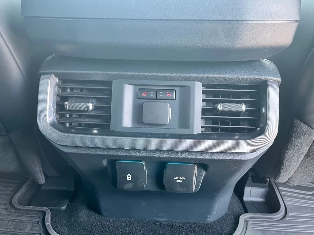 Used 2025 Gray Ford Platinum image 15