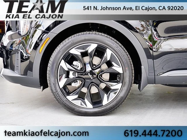Used 2026 Black Kia EX image 7