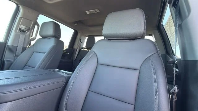 New 2026 Onyx Black GMC Elevation image 11