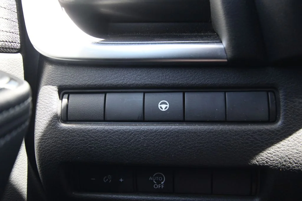 Used 2023 Silver Nissan SV image 21