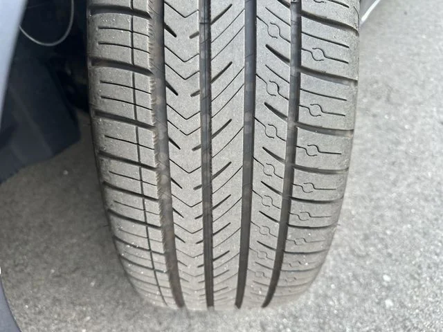 Used 2017 Gray Toyota SE image 11
