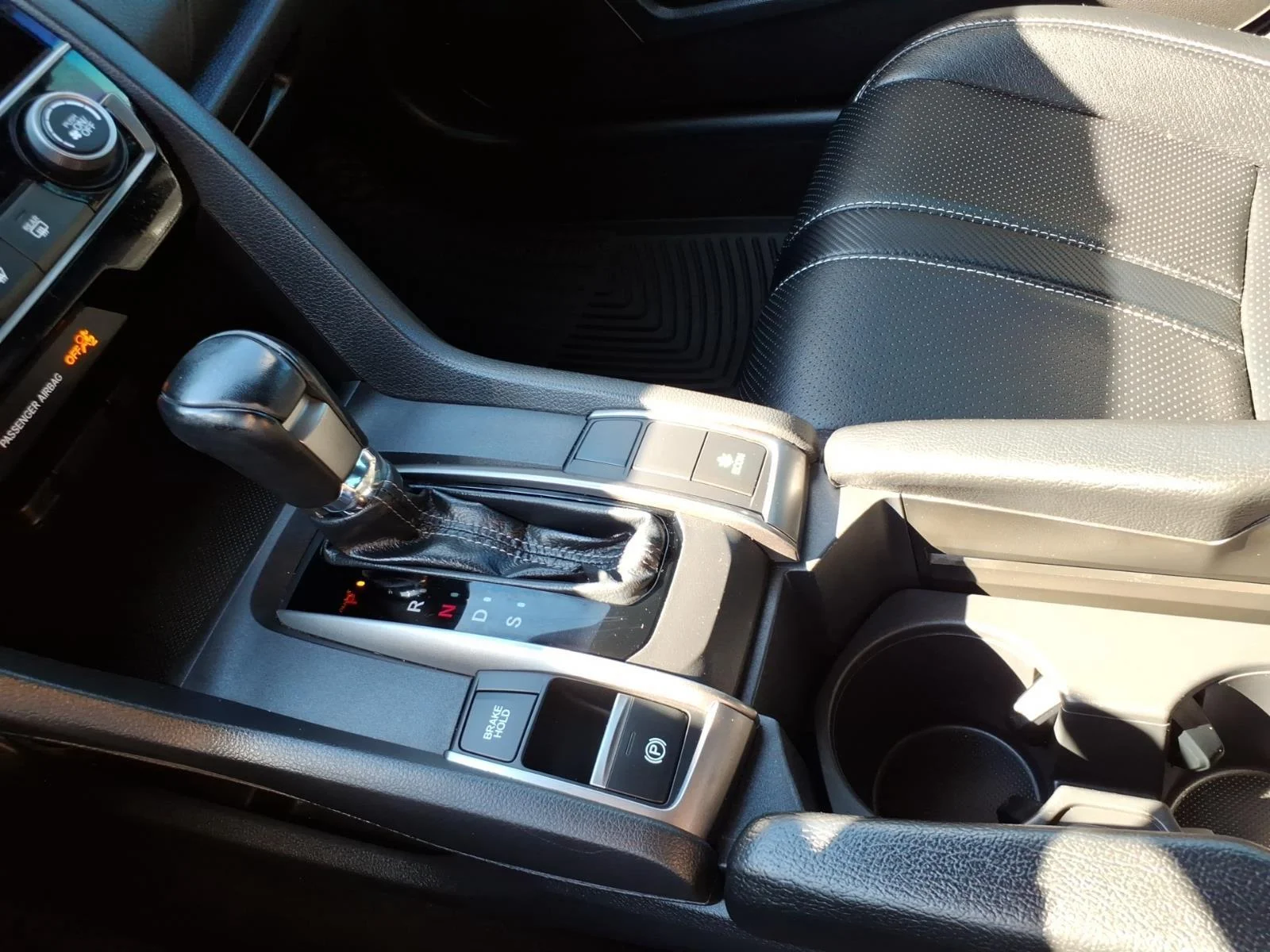 Used 2021 Platinum White Pearl Honda Sport image 17