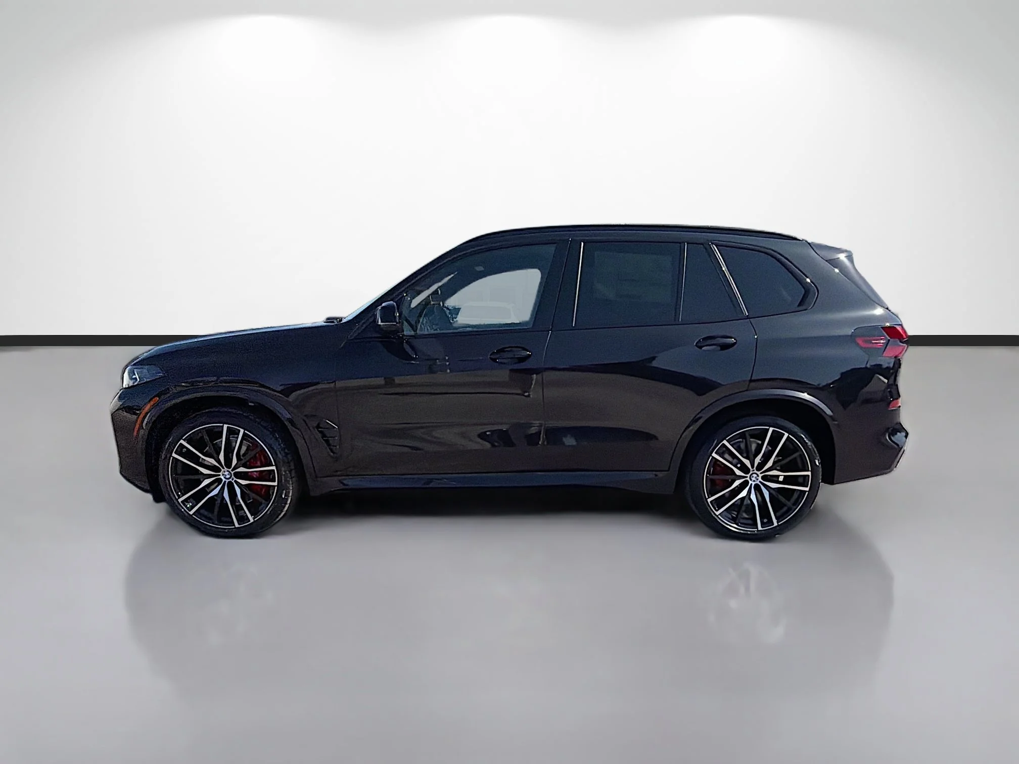 New 2026 Black Sapphire Metallic BMW M60i image 6