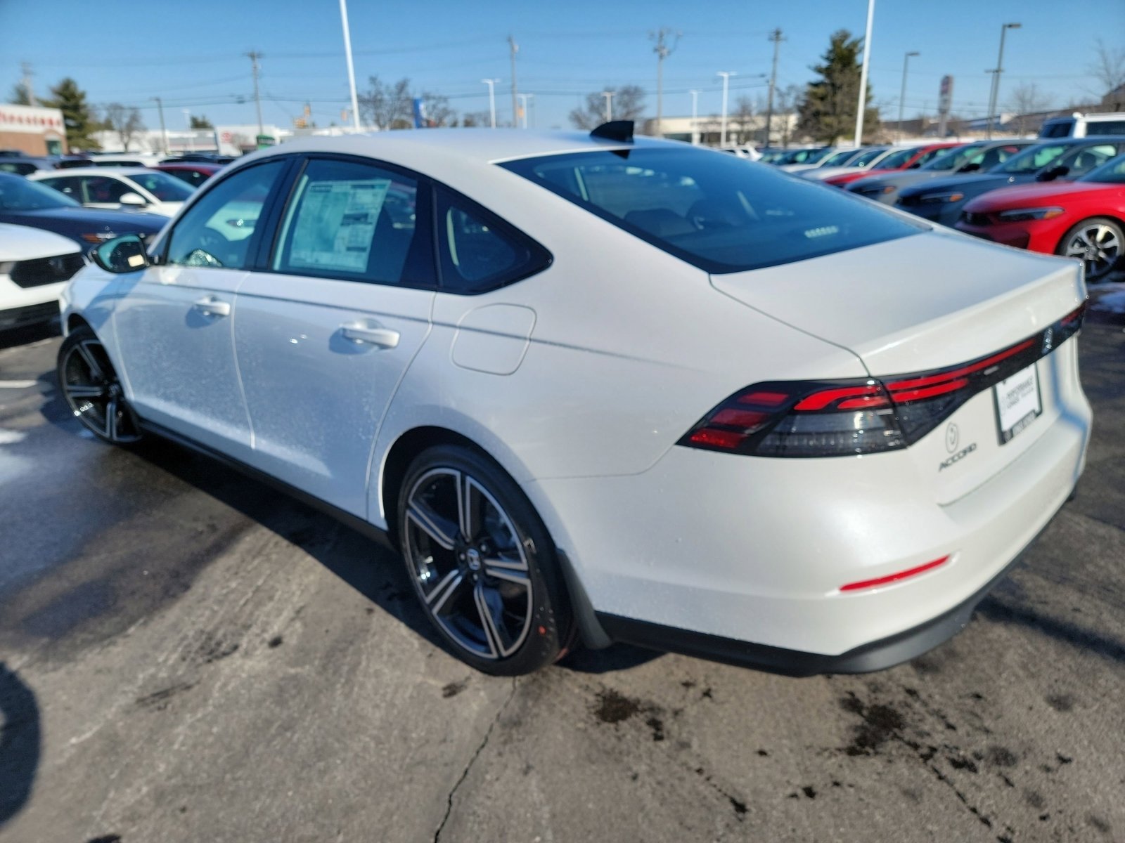 New 2026 Platinum White Pearl Honda SE image 17