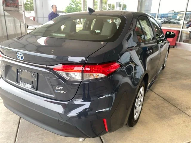 Certified Used 2025  Toyota LE image 13