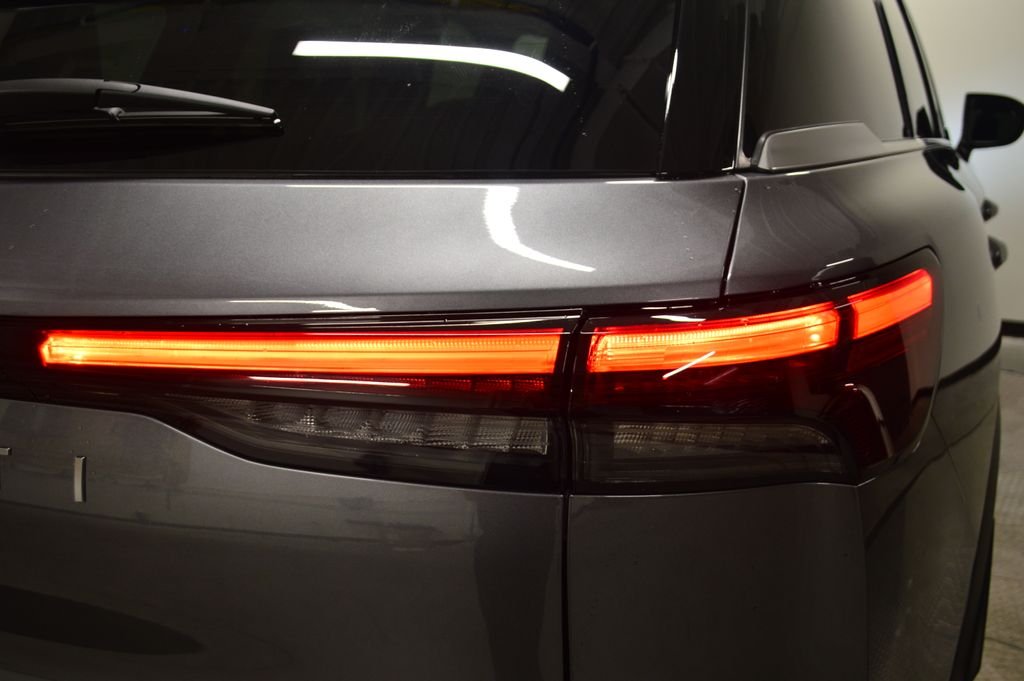 Used 2026 Graphite Shadow INFINITI LUXE image 12