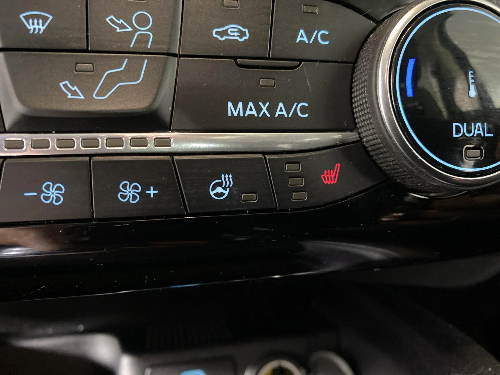 Used 2022 Atlas Blue Ford SEL image 21
