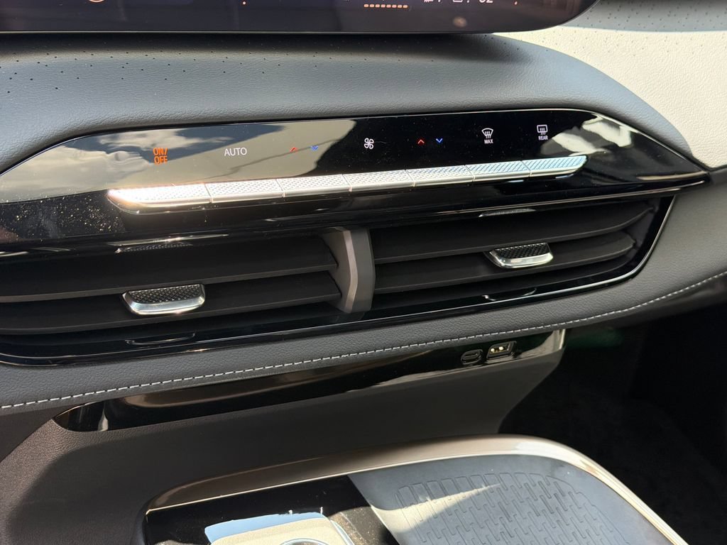 2026 Buick Enclave Avenir - Photo 26