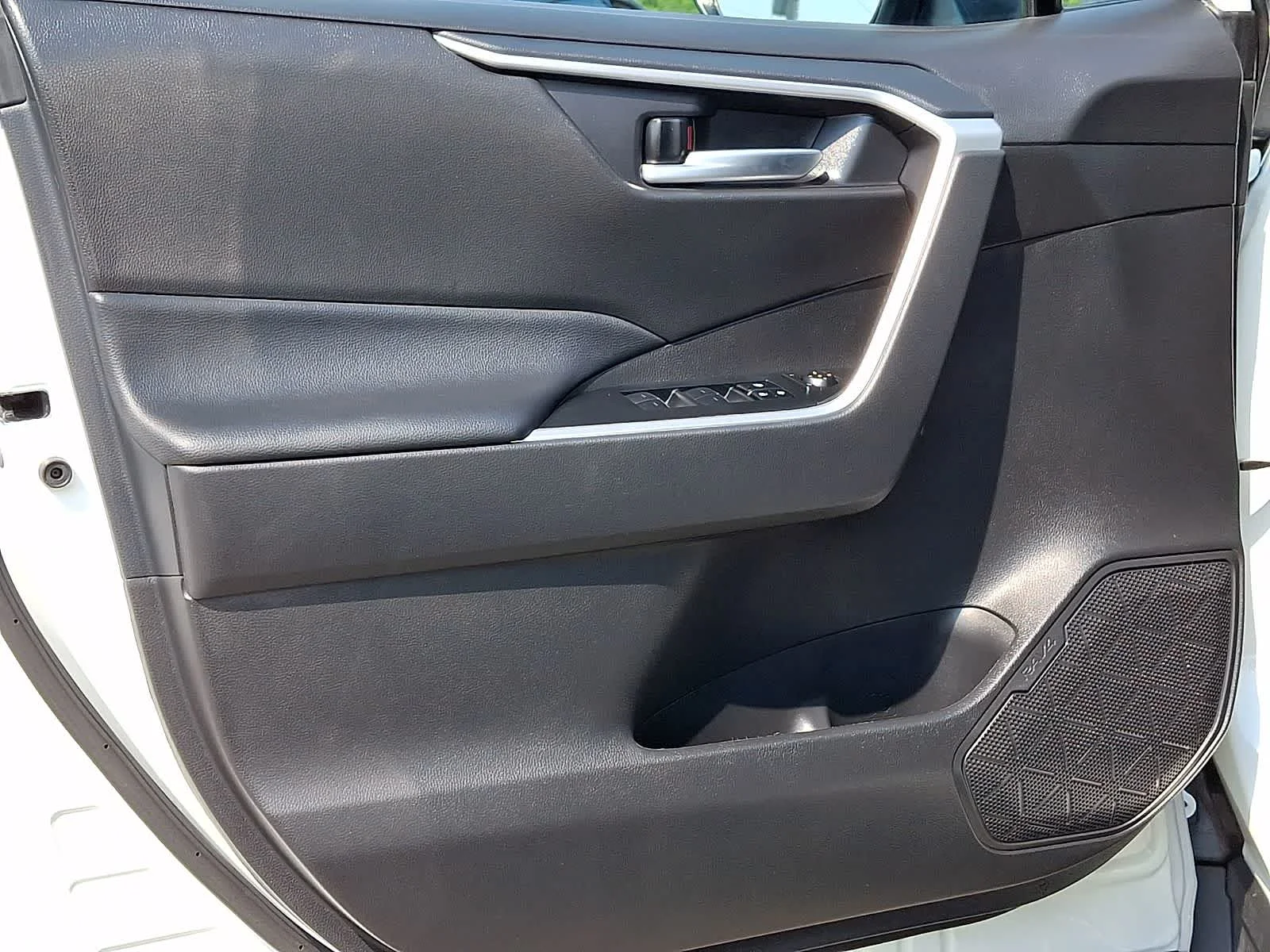 Certified Used 2024 Ice Cap Toyota XLE image 15