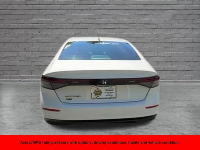 Used 2023 White Honda LX image 7