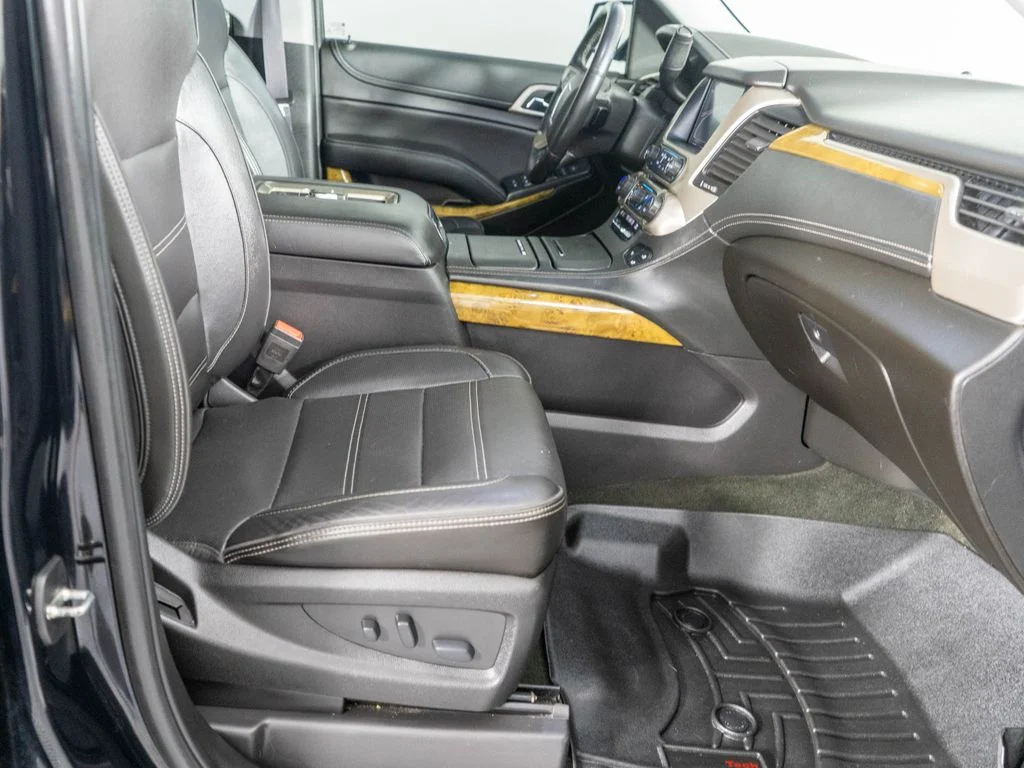 Used 2017 Black GMC Denali image 8