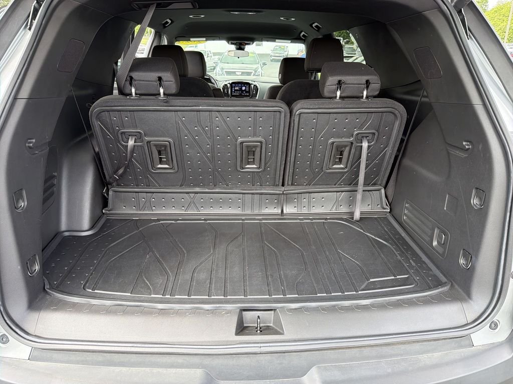 Used 2023 Gray Chevrolet LT image 29
