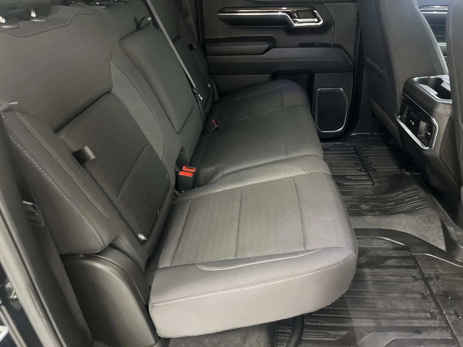 Certified Used 2024 Onyx Black GMC Elevation image 28