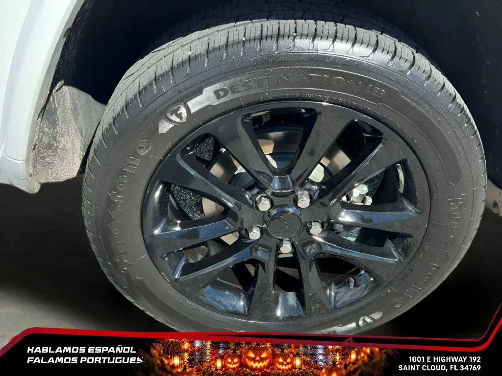 Used 2021 White Jeep Laredo X 4x2 image 31