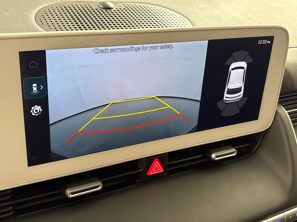 Used 2024 Gray Hyundai SEL image 37