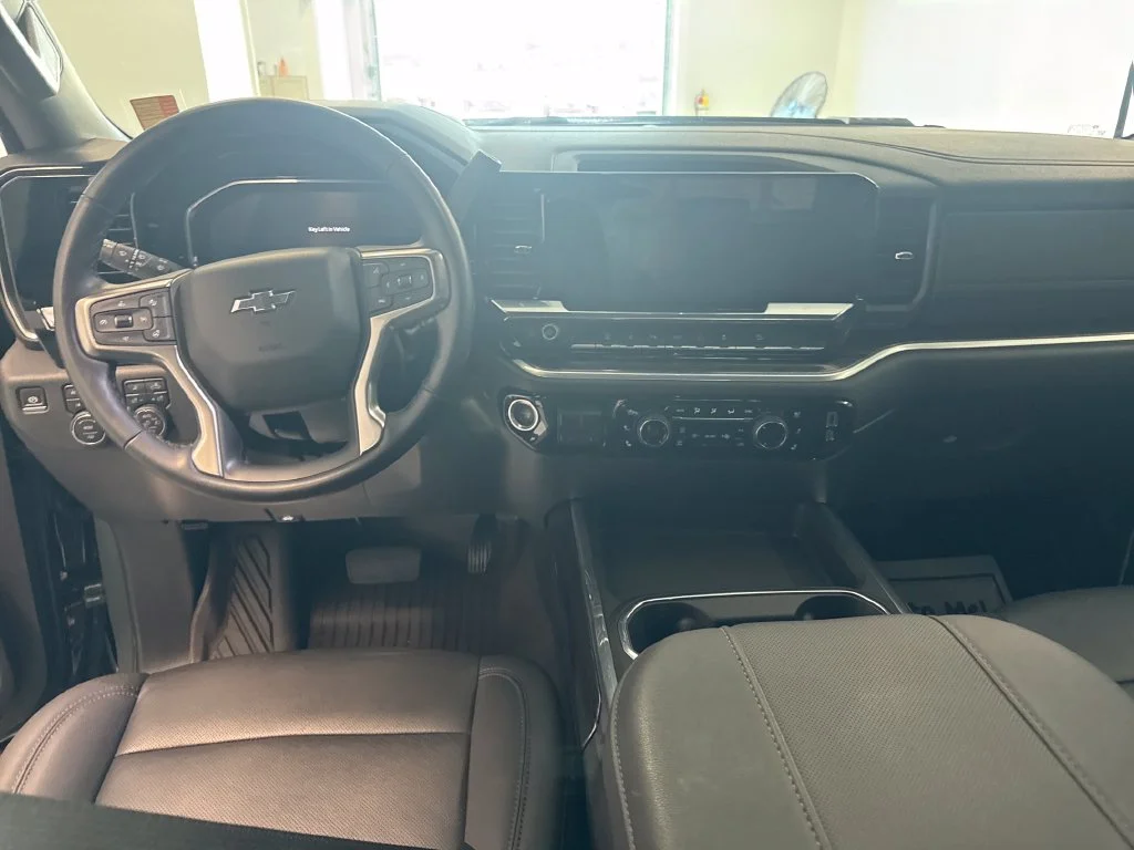 Used 2025 Gray Chevrolet LTZ image 16