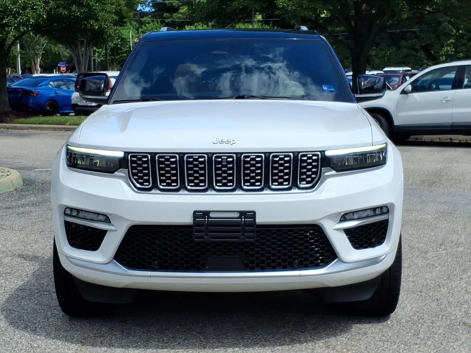 Used 2022 Bright White Clearcoat Jeep Summit Reserve image 2