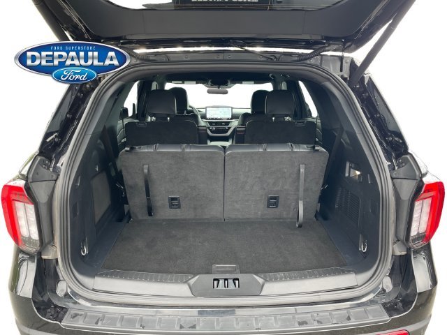 Used 2026 Black Metallic Ford ST-Line image 6