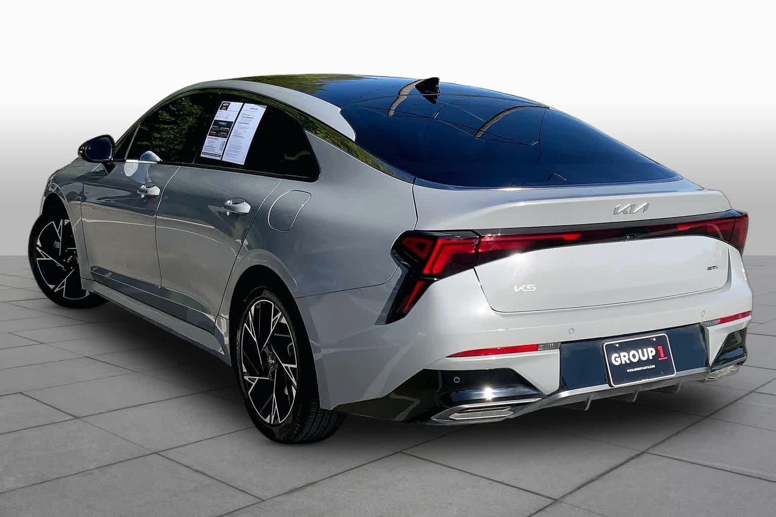 Certified Used 2025 Wolf Gray Kia GT-Line image 11