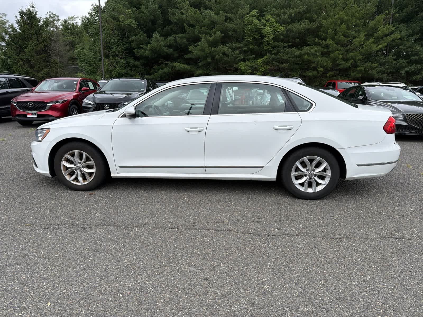 Used 2016 White Volkswagen 1.8T S image 2
