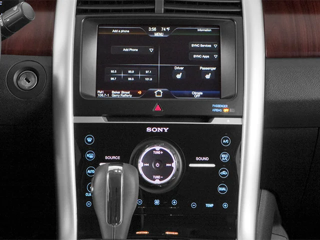 Used 2013  Ford SEL image 9