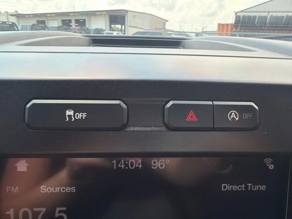 Used 2018 Gray Ford XL image 39