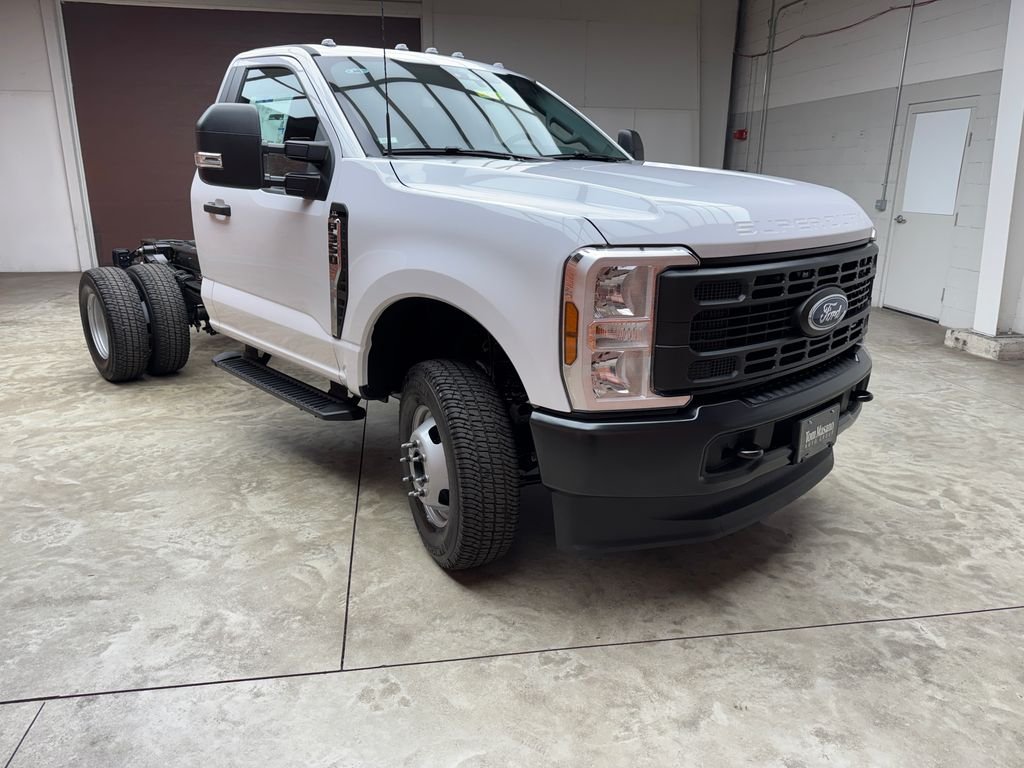 New 2026 White Ford XL image 6