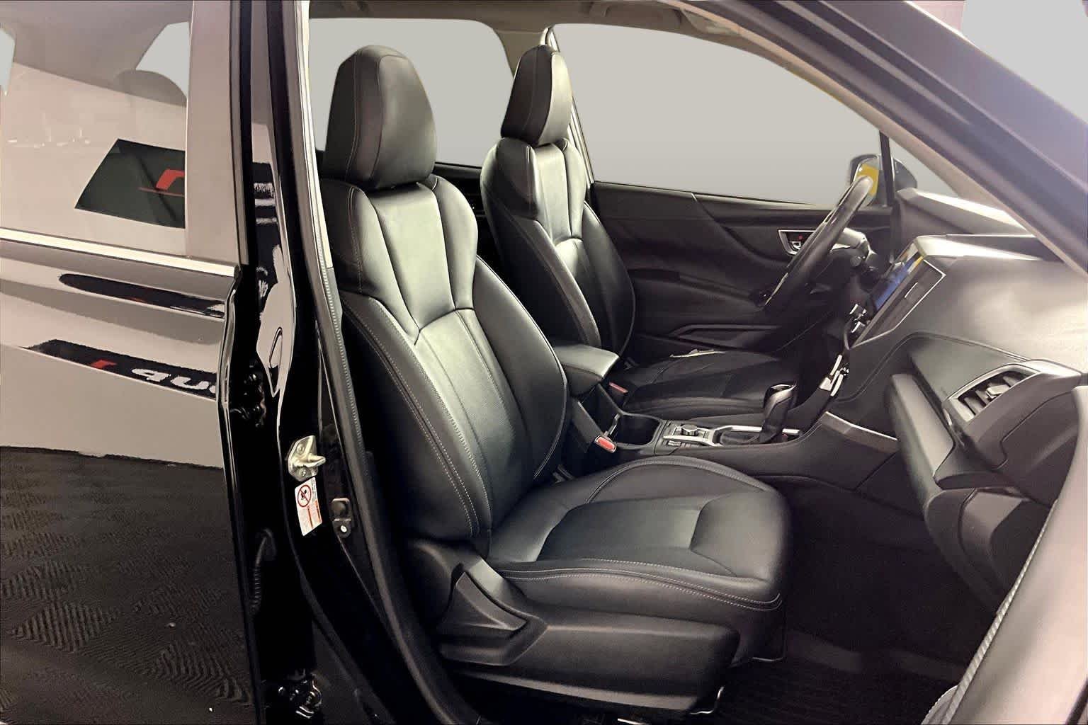 Used 2019 Crystal Black Silica Subaru Limited image 7