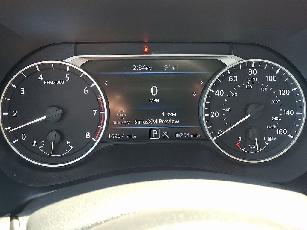 Used 2025 Rosewood Metallic Nissan SV image 21