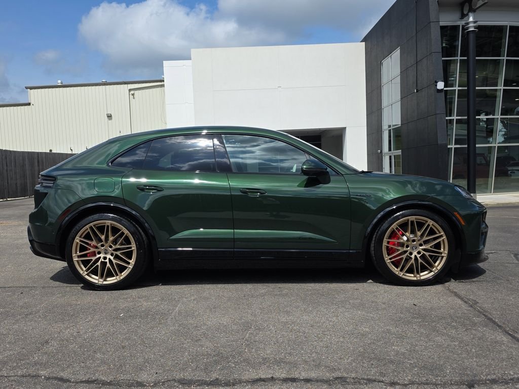 Used 2025 Green Porsche Turbo image 6