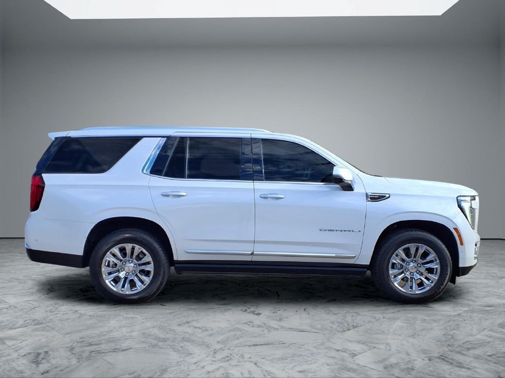 Used 2025 White GMC Denali image 8