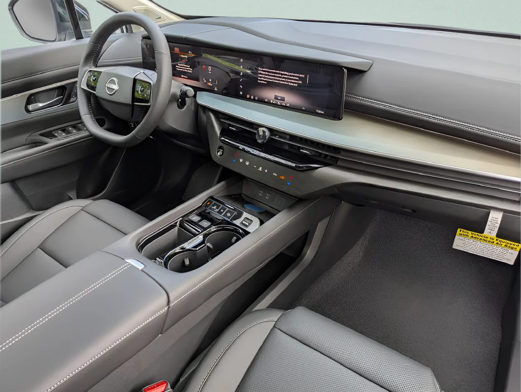 New 2026 White Nissan SL image 24
