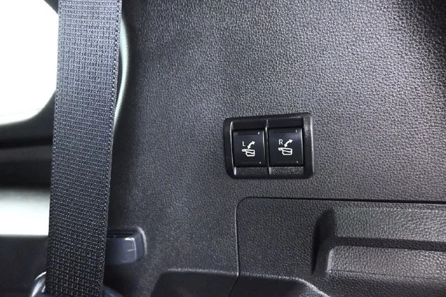 Used 2026 Gray Toyota Platinum image 10