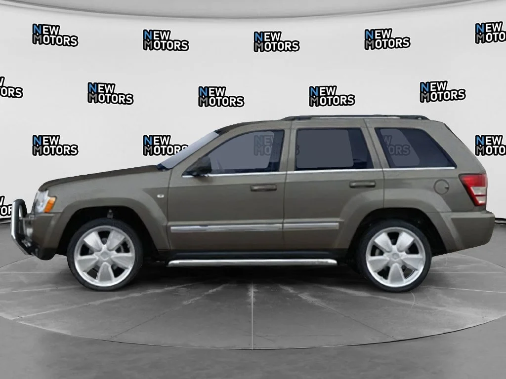 Used 2008 Red Rock Crystal Pearlcoat Jeep Limited image 6
