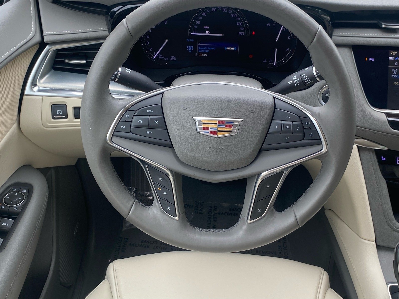 Used 2019 Gray Cadillac Luxury image 5