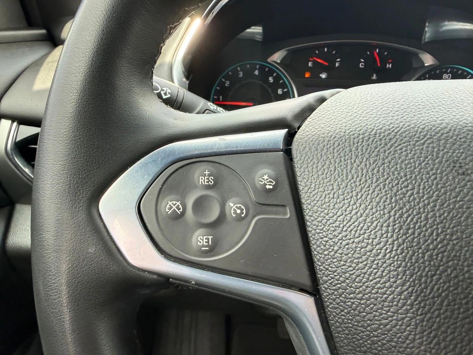 2023 Chevrolet Traverse 1LT - Photo 18