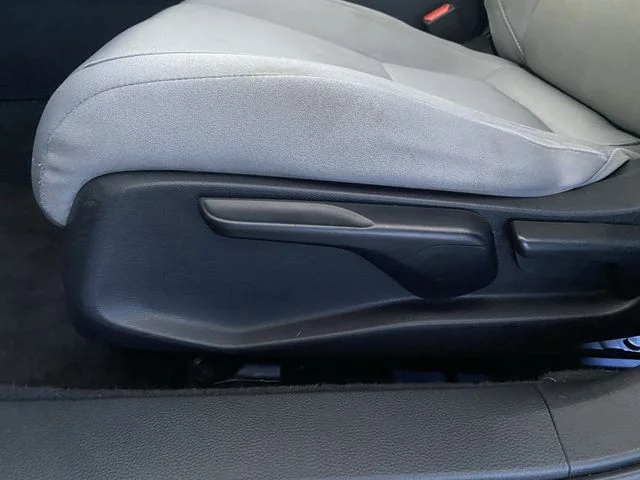 2018 Honda Accord LX - Photo 20