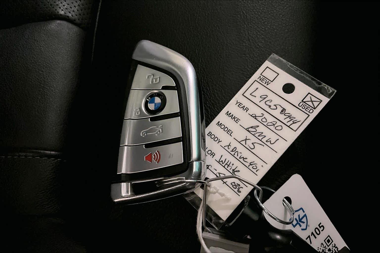 Used 2020 Mineral White Metallic BMW xDrive40i image 14