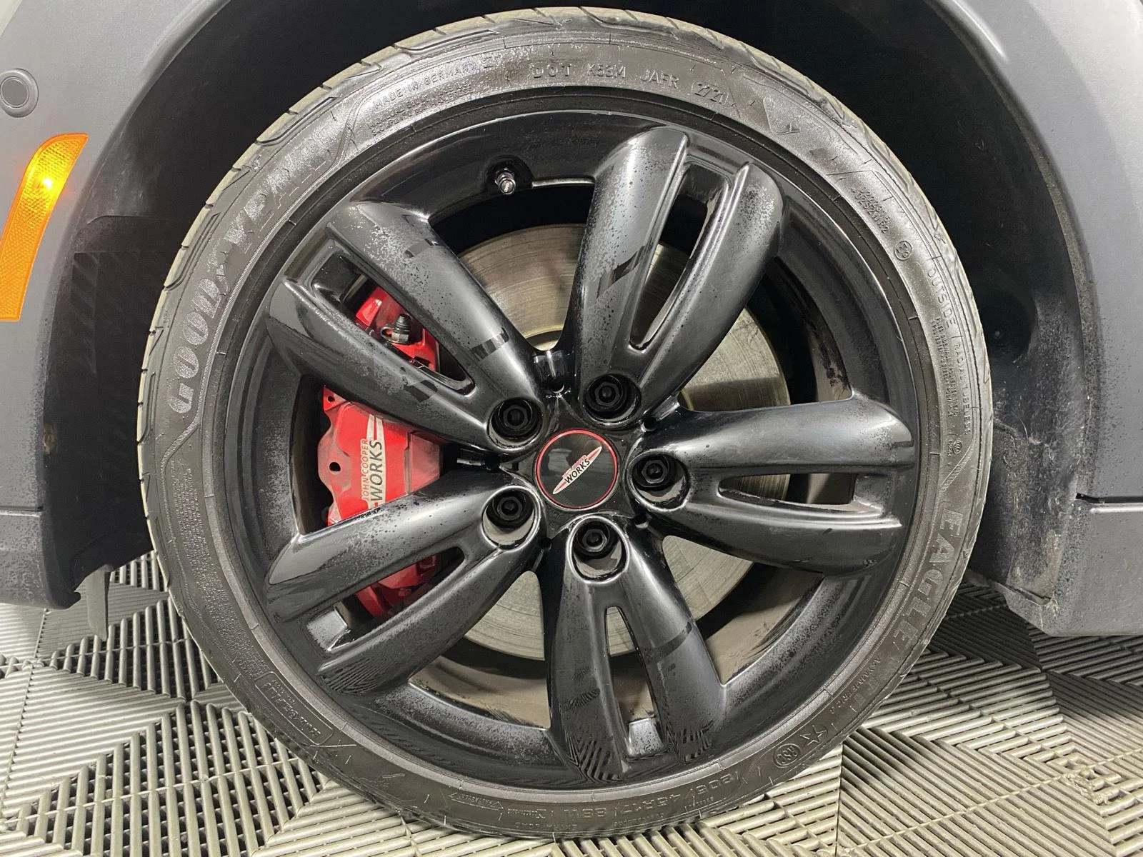Used 2022 Moonwalk Grey Metallic MINI John Cooper Works image 11