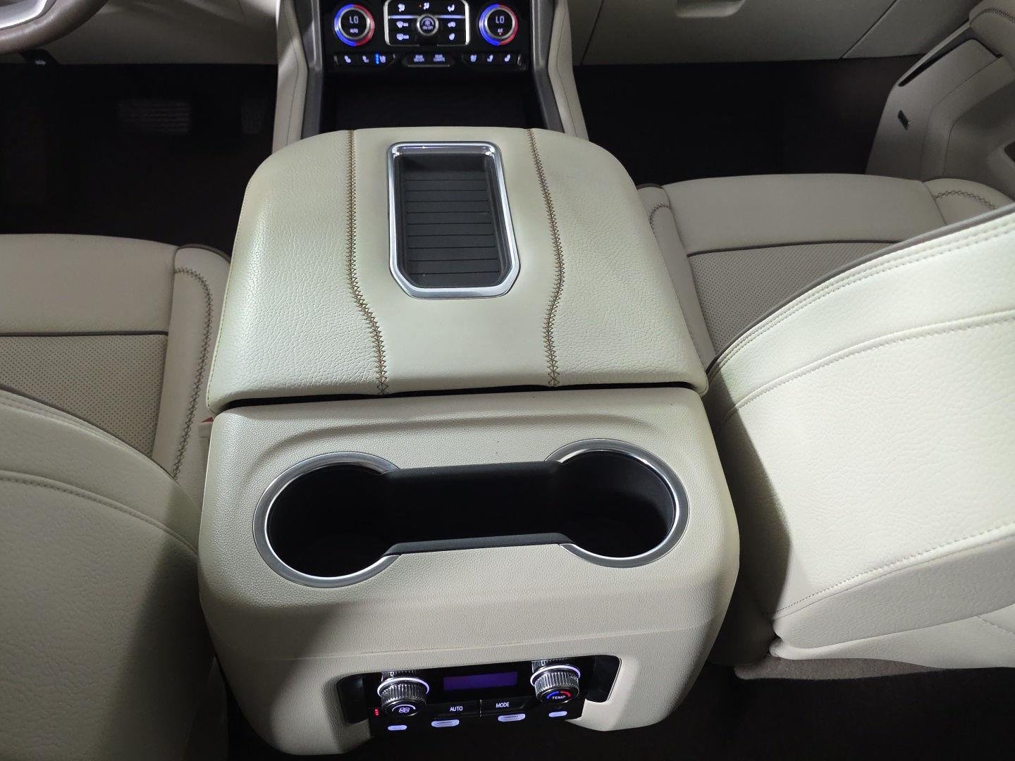 Used 2024 White Frost Tricoat GMC Denali image 37