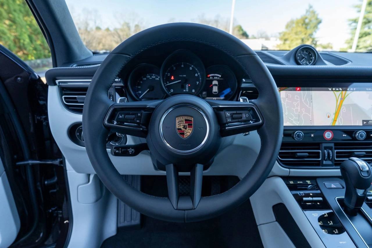 Used 2026  Porsche  image 25