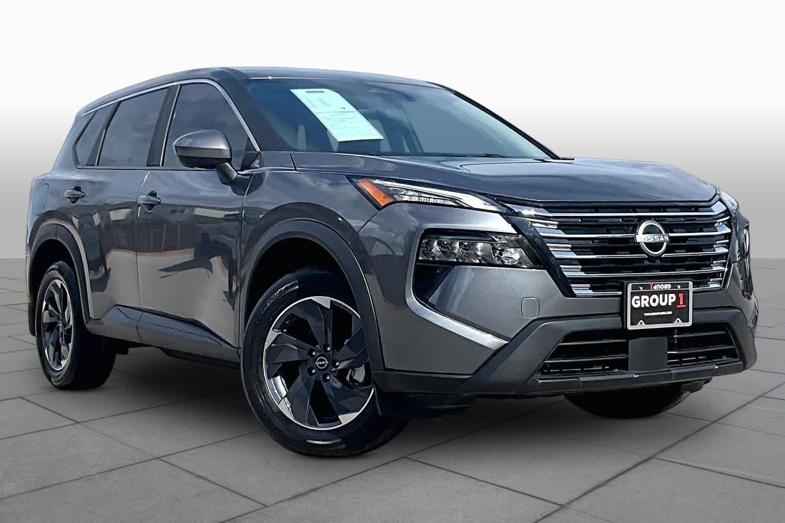 Certified Used 2026 Gun Metallic Nissan SV image 3