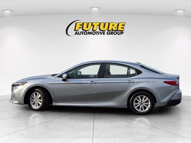 Used 2025 Silver Toyota LE image 7