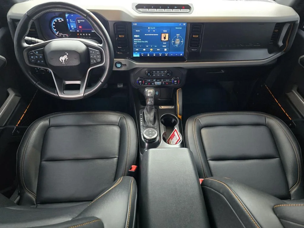 Used 2023 Blue Ford Badlands image 11