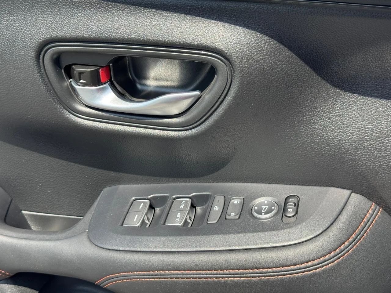 2026 Honda HR-V Sport - Photo 24